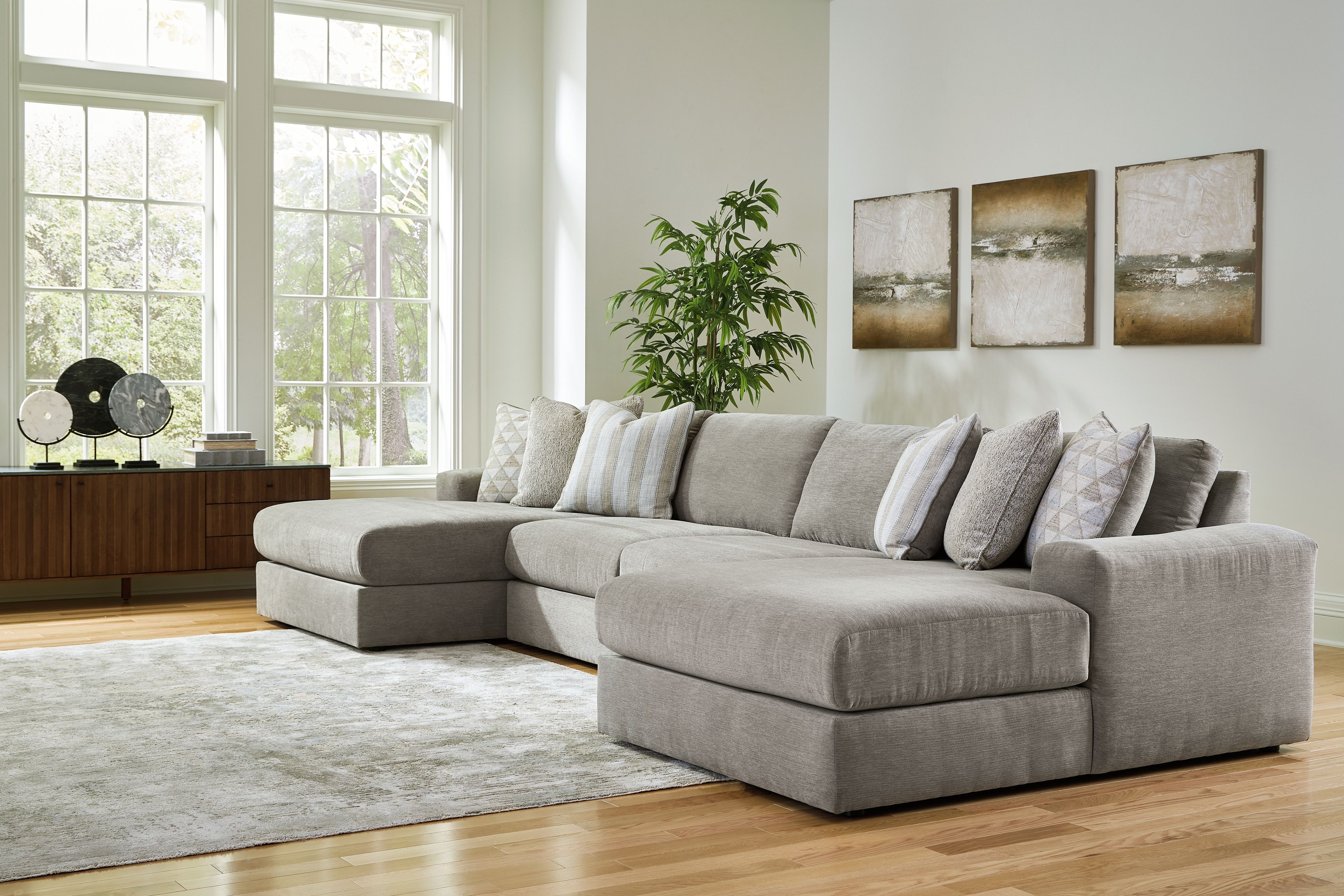 Ashley Avaliyah Sectional and Ottoman 58103-16-46-2-17-08